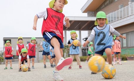 サッカー教室に参加しました